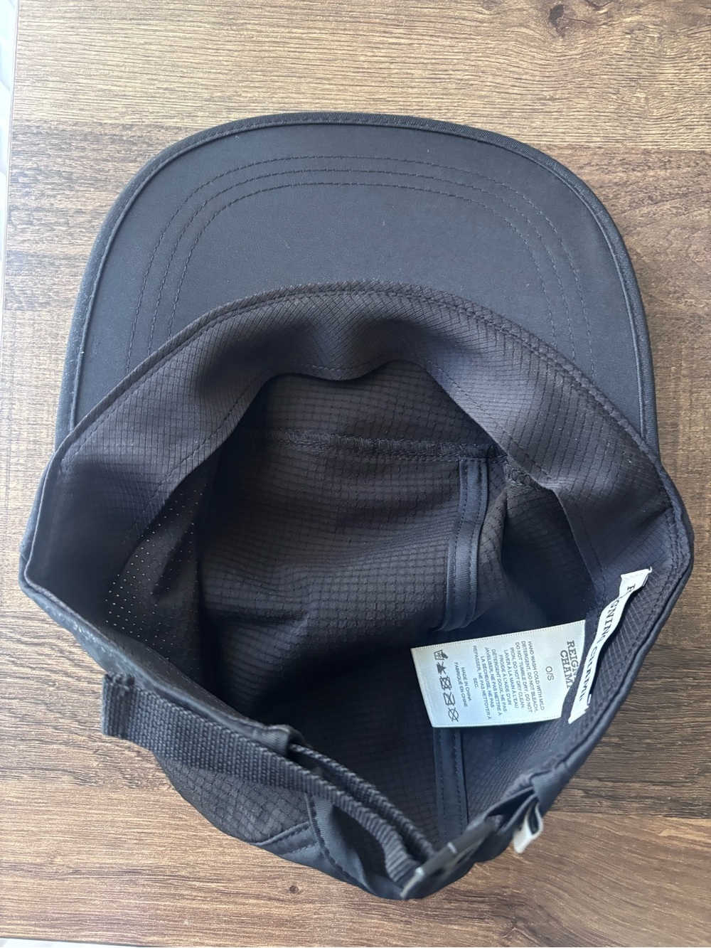 Performance Running Cap - Picture 13 of 13